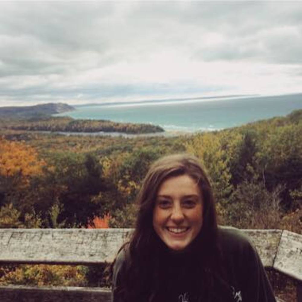 Meet your Posher, Kenzie